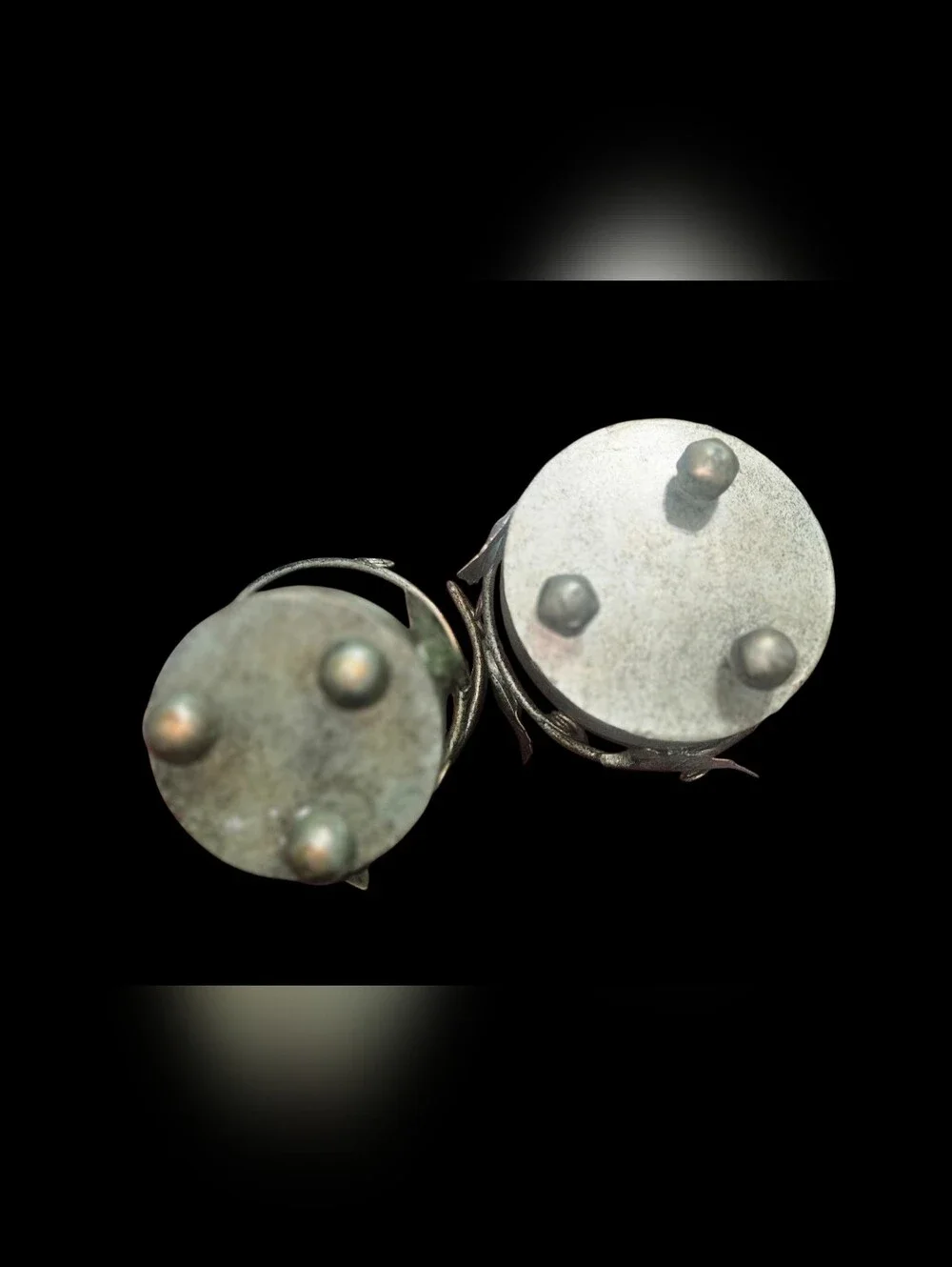 Set of 2 Pier 1 Imports Metal  Verdigris Ivy Leaf Candle Holders Pillar base